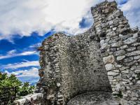 Resti di una delle antiche torri medievali